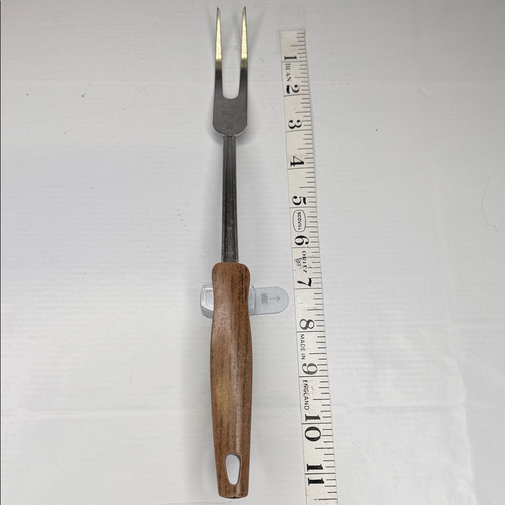 EKCO Stainless Steel Carving Fork faux wood handle